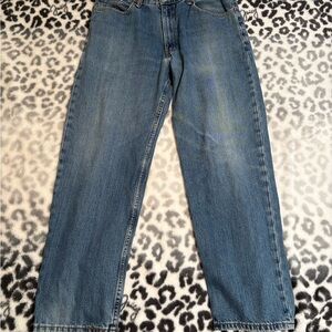 Levi 550 38x32 Relaxed Straight Leg Jeans